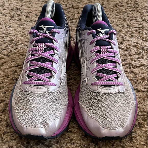 Mizuno Wave Rider 19 Running Shoes Women’s Size 8 - Picture 2 of 7